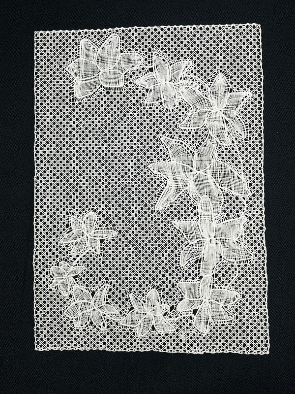 Completed Utopia floral Flanders bobbin lace artwork,